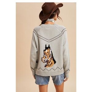 Chunky knitted Heather Grey Button-Up Cardigan horse nwt